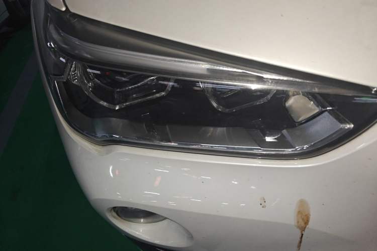 Used BMW X1 2018 xDrive20Li Luxury Model Right Front Headlight