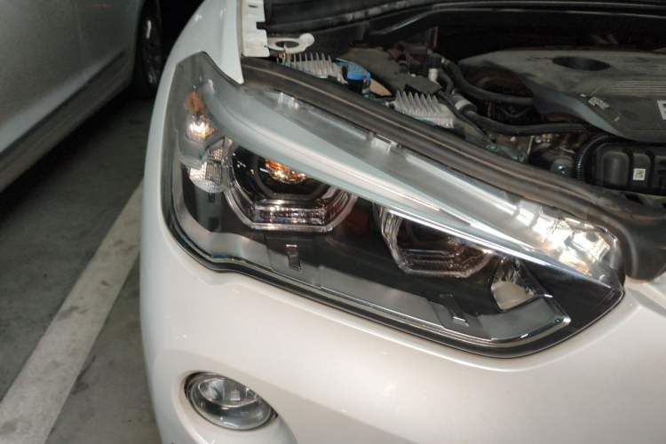 Used BMW X1 2018 sDrive18Li Luxury Model Right Front Headlight