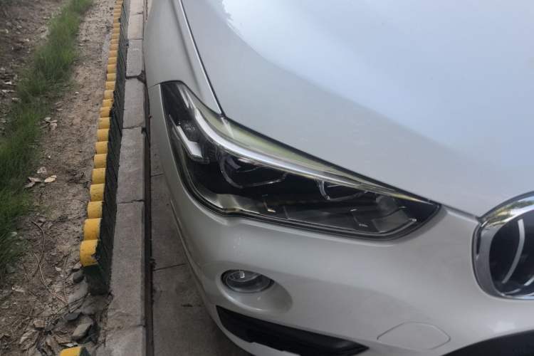 Used BMW X1 2018 sDrive20Li Leading Model Right Front Headlight