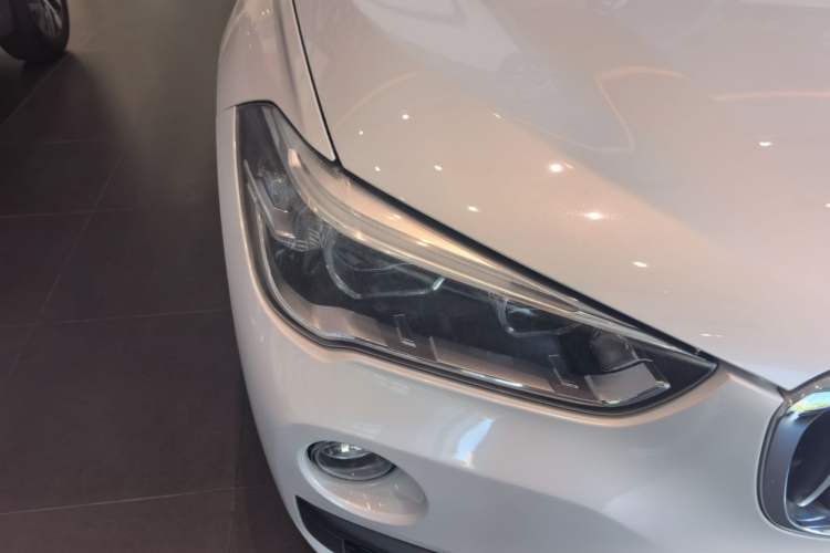 Used BMW X1 2018 sDrive20Li Leading Model Right Front Headlight