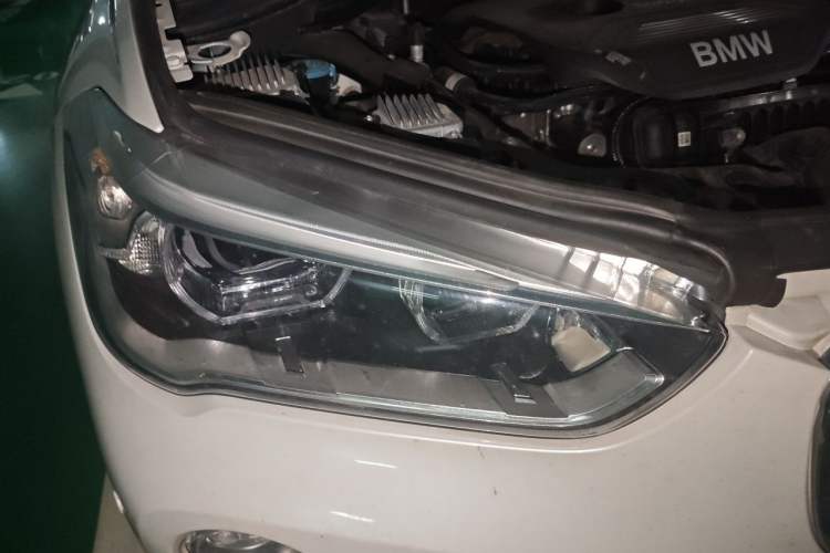 Used BMW X1 2018 sDrive18Li Luxury Model Right Front Headlight