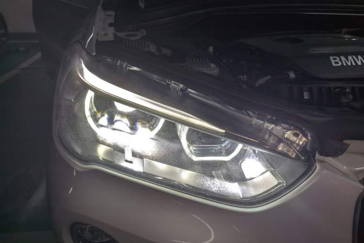 Used BMW X1 2018 xDrive20Li Luxury Edition Right Front Headlight