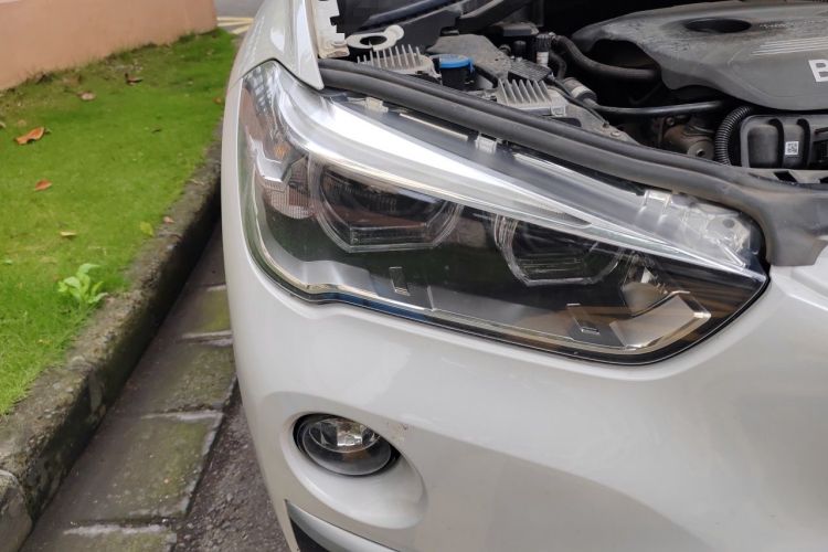 Used BMW X1 2018 sDrive18Li Luxury Model Right Front Headlight
