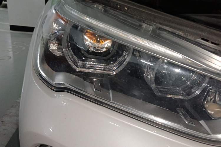Used BMW X1 2018 xDrive20Li Luxury Edition Right Front Headlight