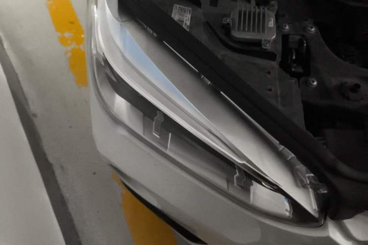 Used BMW X1 2018 sDrive18Li Luxury Model Right Front Headlight