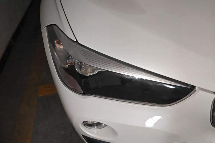 Used BMW X1 2018 sDrive18Li Fashion Model Right Front Headlight