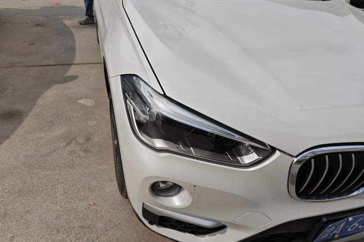 Used BMW X1 2018 xDrive20Li Luxury Model Right Front Headlight
