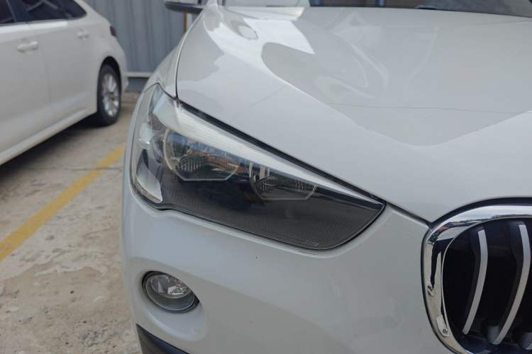 Used BMW X1 2018 sDrive18Li Fashion Model Right Front Headlight