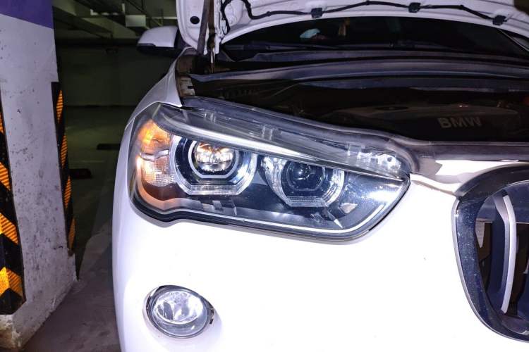 Used BMW X1 2018 xDrive20Li Luxury Model Right Front Headlight