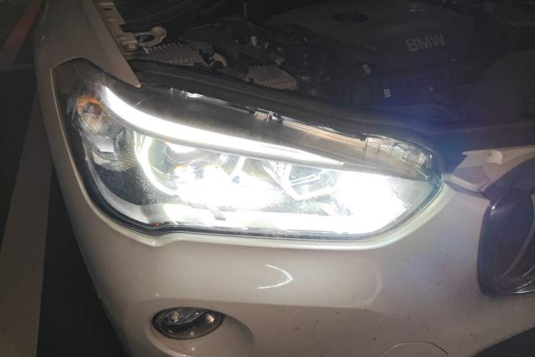 Used BMW X1 2018 xDrive20Li Luxury Edition Right Front Headlight