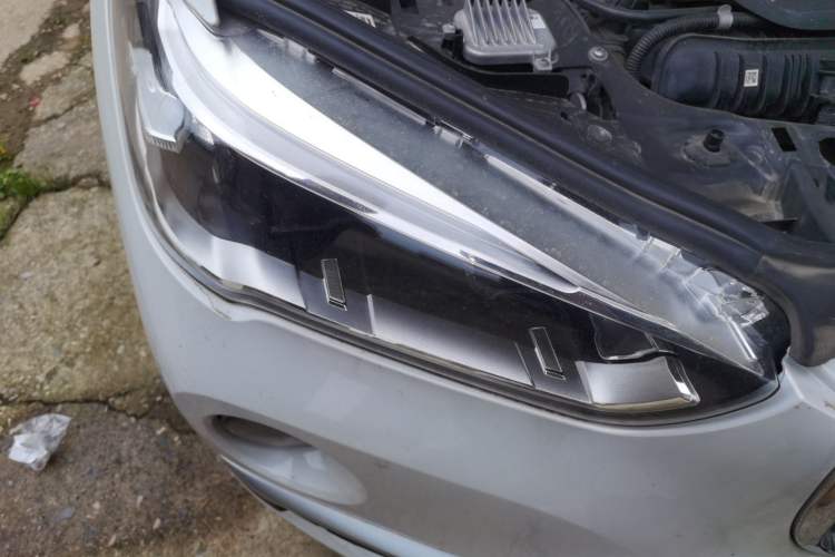 Used BMW X1 2018 xDrive20Li Luxury Edition Right Front Headlight
