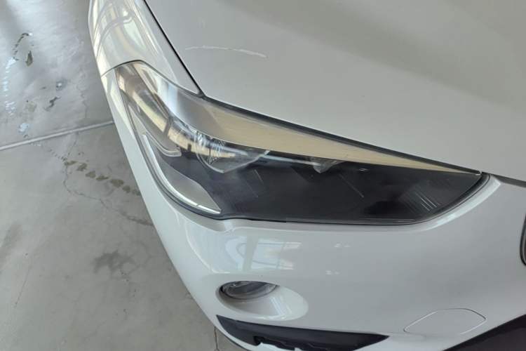 Used BMW X1 2018 sDrive18Li Fashion Model Right Front Headlight