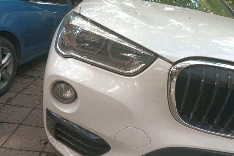 Used BMW X1 2018 xDrive20Li Luxury Edition Right Front Headlight