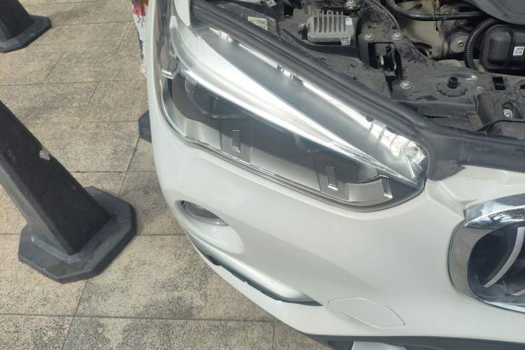 Used BMW X1 2018 sDrive18Li Luxury Model Right Front Headlight