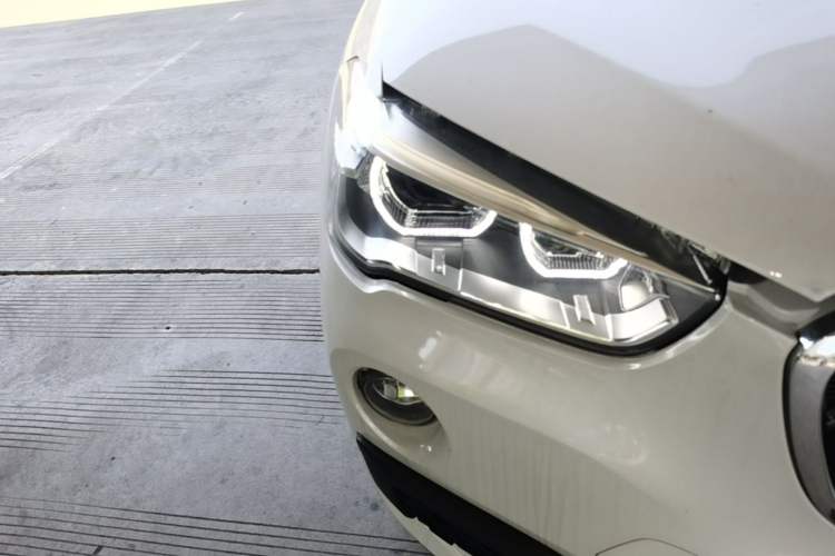 Used BMW X1 2018 sDrive20Li Leading Model Right Front Headlight