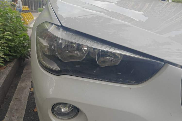 Used BMW X1 2018 sDrive18Li Fashion Model Right Front Headlight