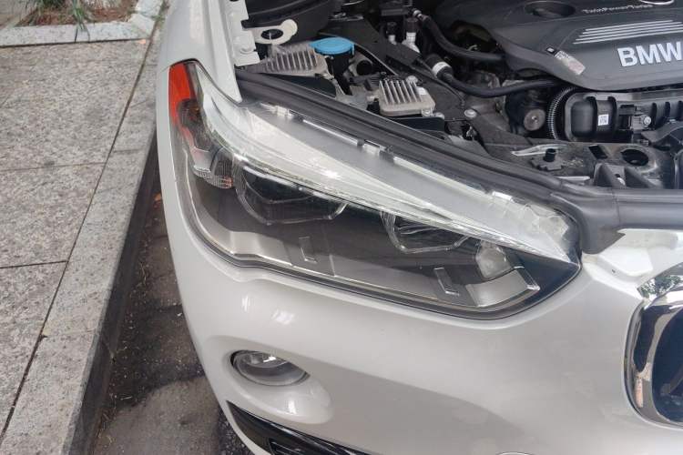 Used BMW X1 2018 sDrive18Li Luxury Model Right Front Headlight