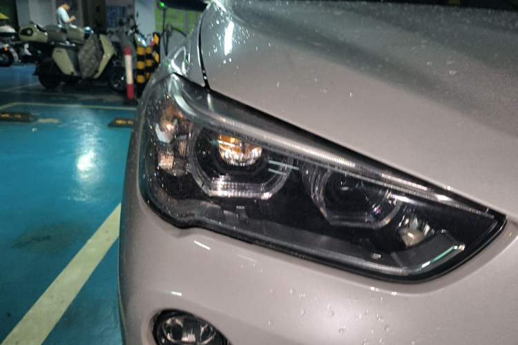 Used BMW X1 2018 sDrive18Li Luxury Model Right Front Headlight
