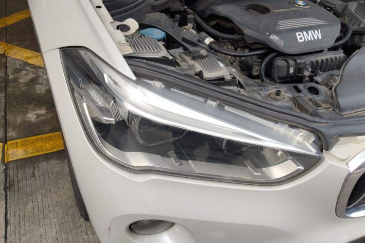 Used BMW X1 2018 sDrive18Li Luxury Model Right Front Headlight