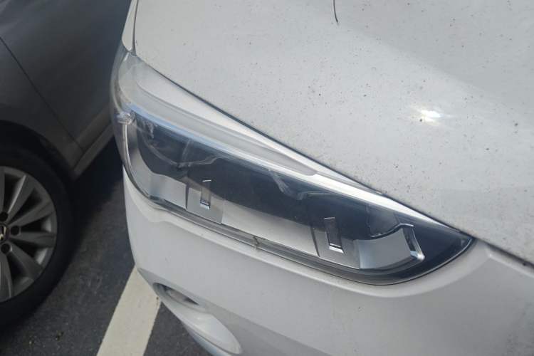 Used BMW X1 2018 sDrive18Li Luxury Model Right Front Headlight