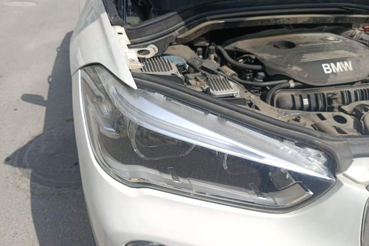 Used BMW X1 2018 xDrive20Li Luxury Model Right Front Headlight