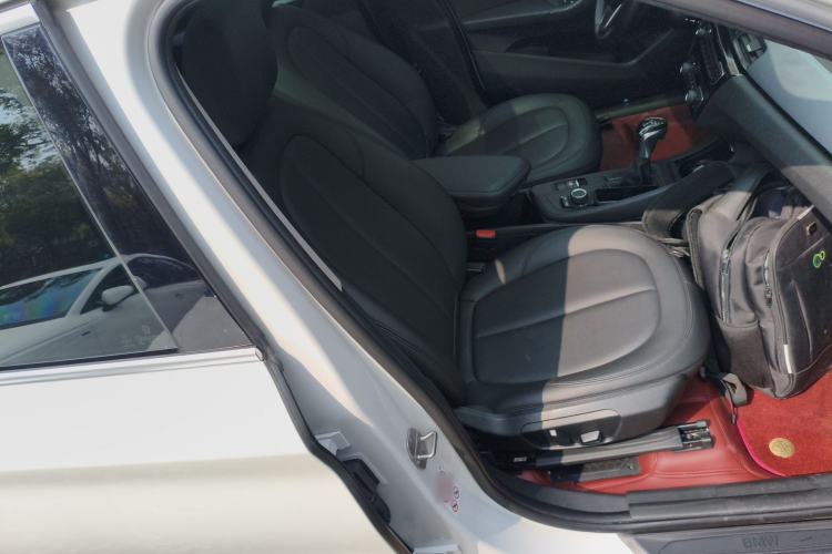 Used BMW X1 2018 sDrive20Li Leading Model Right Front Seat