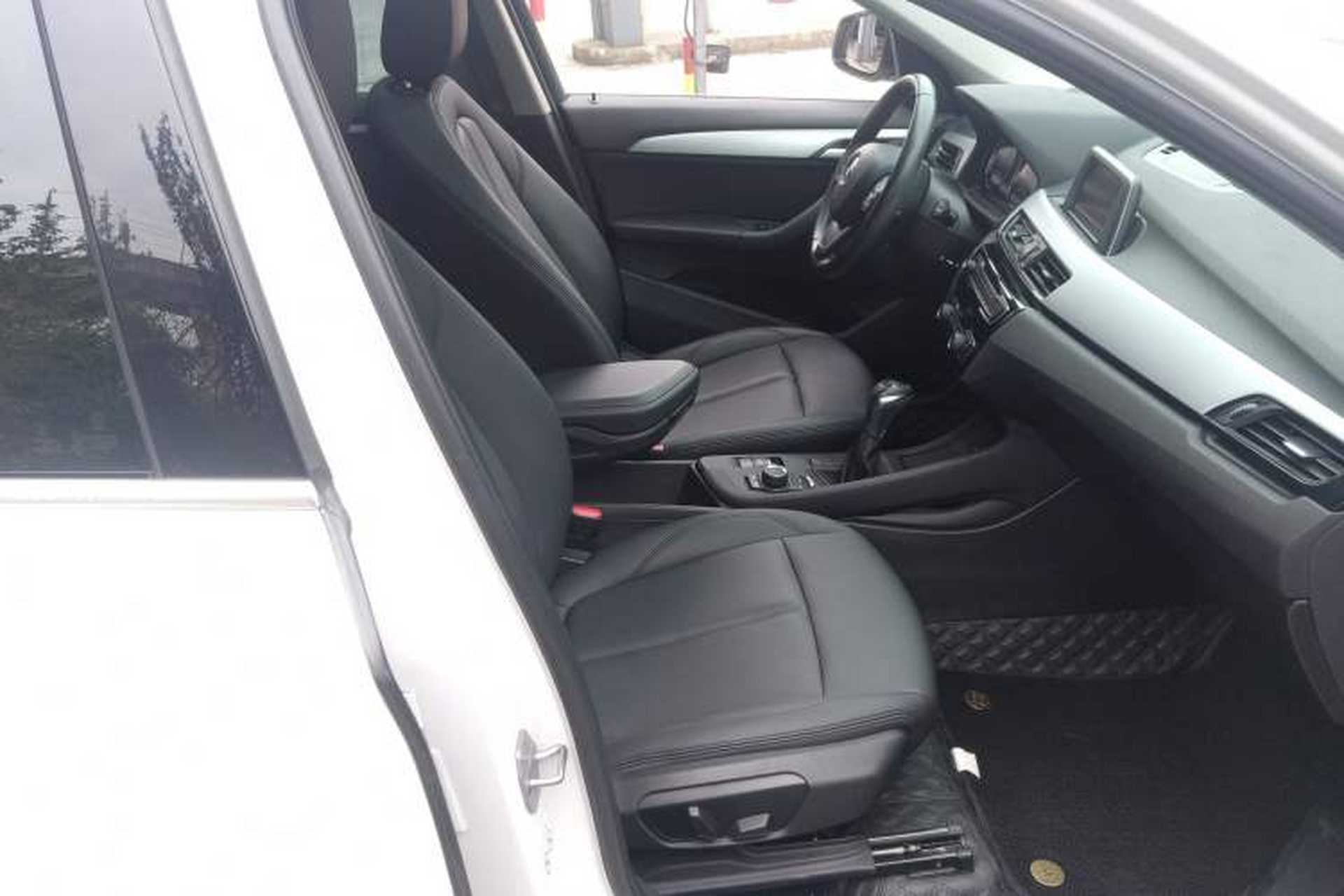 Used BMW X1 2018 sDrive20Li Leading Model Right Front Seat