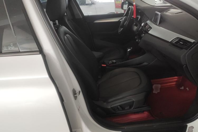 Used BMW X1 2018 sDrive18Li Fashion Model Right Front Seat