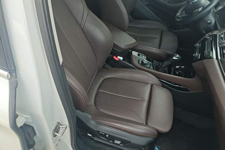 Used BMW X1 2018 sDrive18Li Luxury Model Right Front Seat