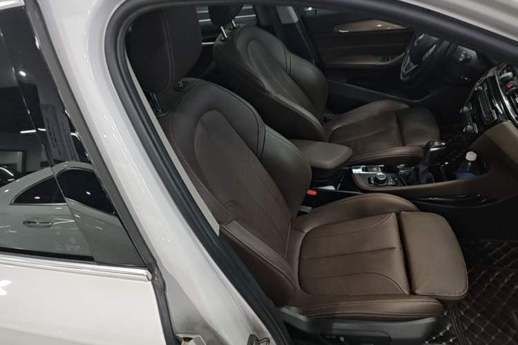 Used BMW X1 2018 sDrive18Li Luxury Model Right Front Seat