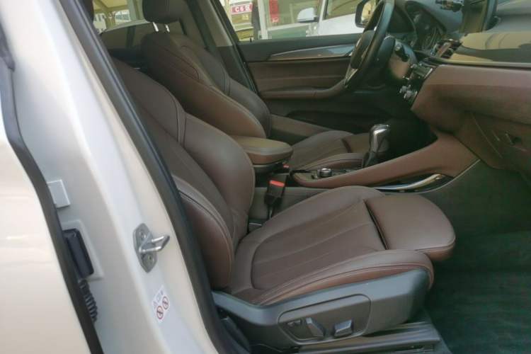 Used BMW X1 2018 sDrive18Li Luxury Model Right Front Seat