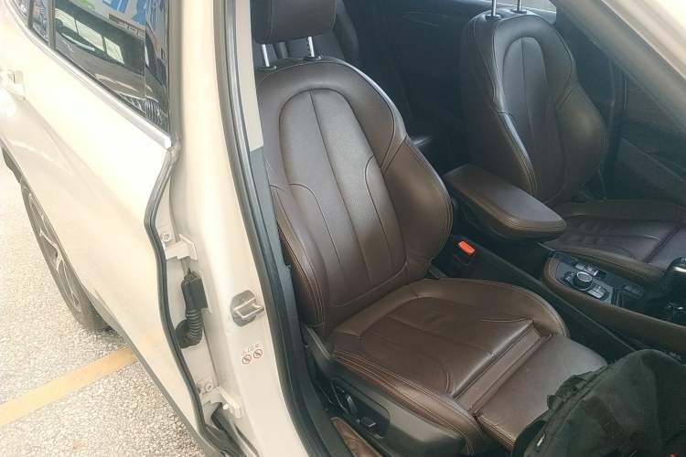 Used BMW X1 2018 sDrive18Li Luxury Model Right Front Seat
