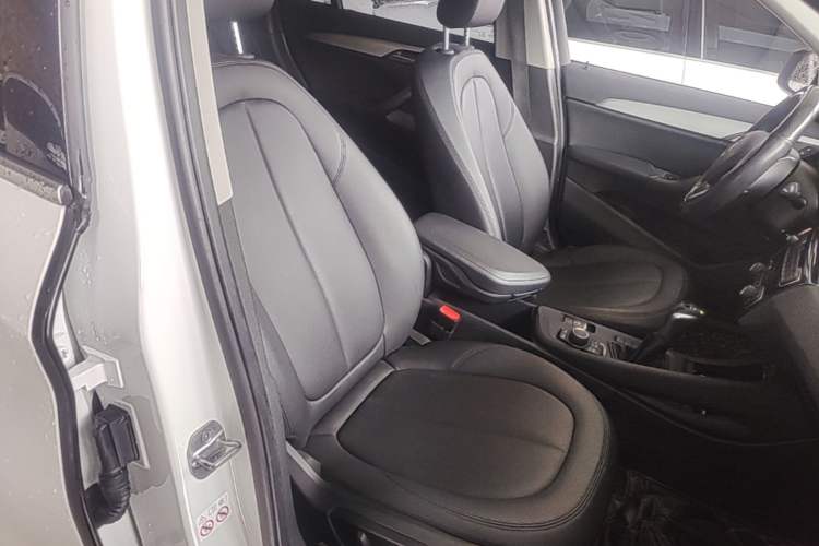 Used BMW X1 2018 sDrive18Li Fashion Model Right Front Seat