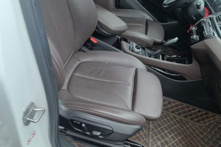 Used BMW X1 2018 sDrive18Li Luxury Model Right Front Seat