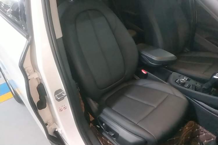 Used BMW X1 2018 sDrive18Li Fashion Model Right Front Seat