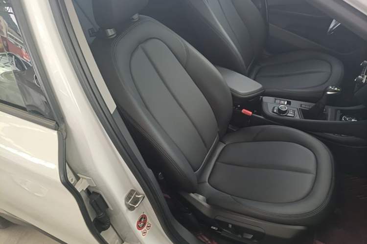Used BMW X1 2018 sDrive18Li Fashion Model Right Front Seat