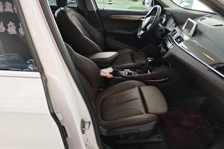 Used BMW X1 2018 sDrive18Li Luxury Model Right Front Seat