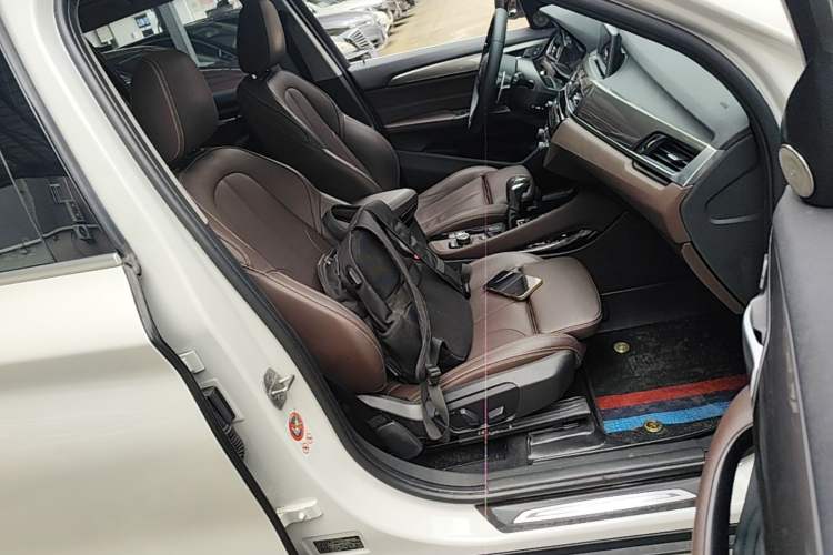 Used BMW X1 2018 sDrive18Li Luxury Model Right Front Seat
