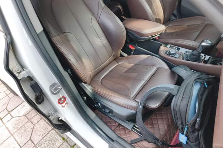 Used BMW X1 2018 sDrive18Li Luxury Model Right Front Seat