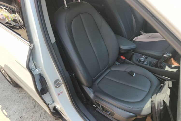 Used BMW X1 2018 sDrive20Li Leading Model Right Front Seat