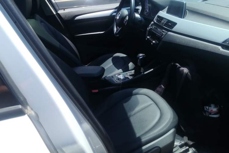 Used BMW X1 2018 sDrive18Li Fashion Model Right Front Seat