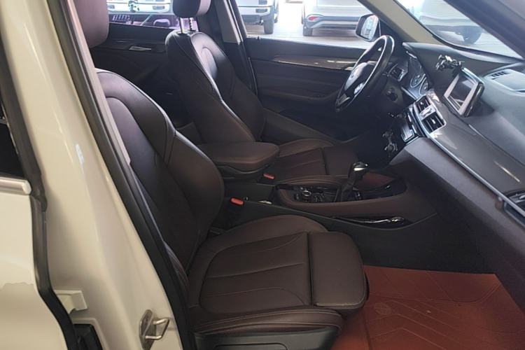 Used BMW X1 2018 sDrive18Li Luxury Model Right Front Seat