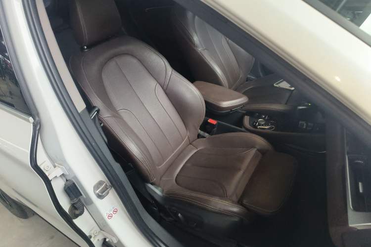 Used BMW X1 2018 sDrive18Li Luxury Model Right Front Seat