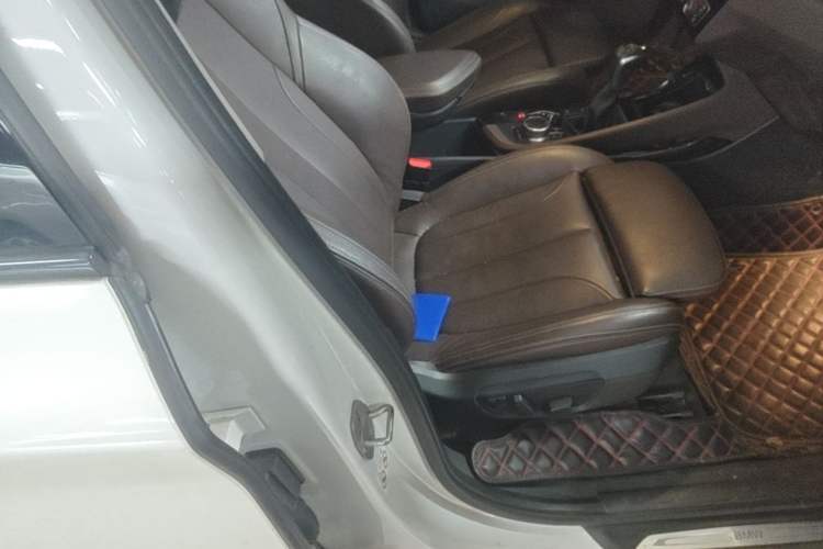 Used BMW X1 2018 xDrive20Li Luxury Model Right Front Seat