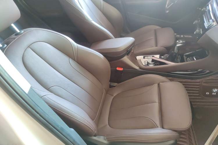 Used BMW X1 2018 xDrive20Li Luxury Model Right Front Seat