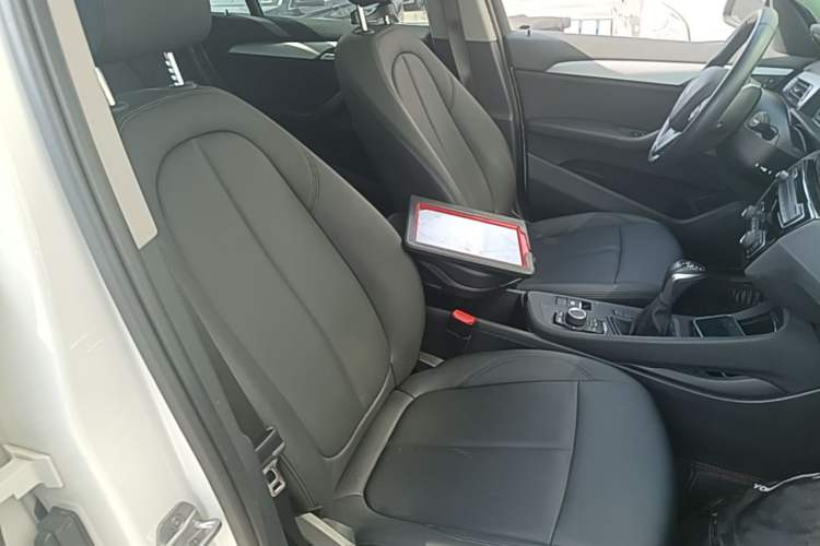 Used BMW X1 2018 sDrive20Li Leading Model Right Front Seat