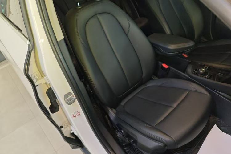 Used BMW X1 2018 sDrive20Li Leading Model Right Front Seat
