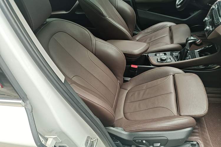 Used BMW X1 2018 sDrive18Li Luxury Model Right Front Seat