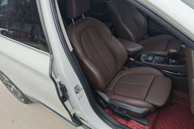 Used BMW X1 2018 sDrive18Li Luxury Model Right Front Seat