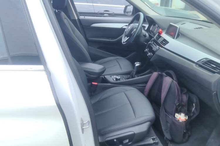 Used BMW X1 2018 sDrive20Li Leading Model Right Front Seat